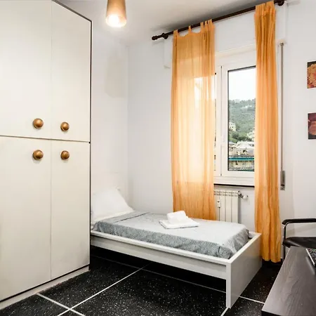 Апартаменты Center 8'minutes! Free Wi-fi & Netflix 'simona's Retreat' By Tilo